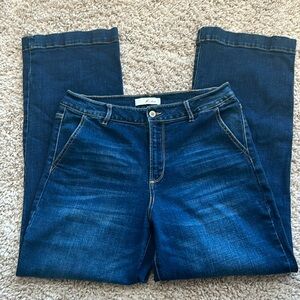 Kancan jeans size 15/31 EUC Makayla Ultra High Rise Flare by American Blues